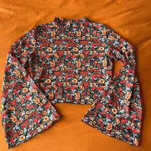 Small Boho Floral Long Sleeve Flare Cropped Top